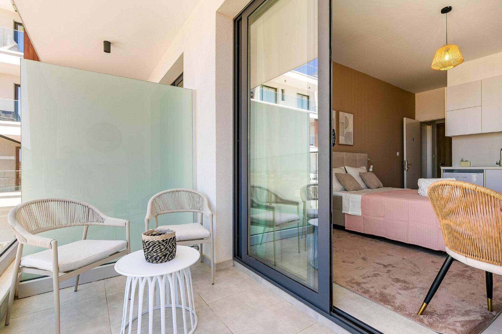 Appartement New Coral + Pool & Sauna *