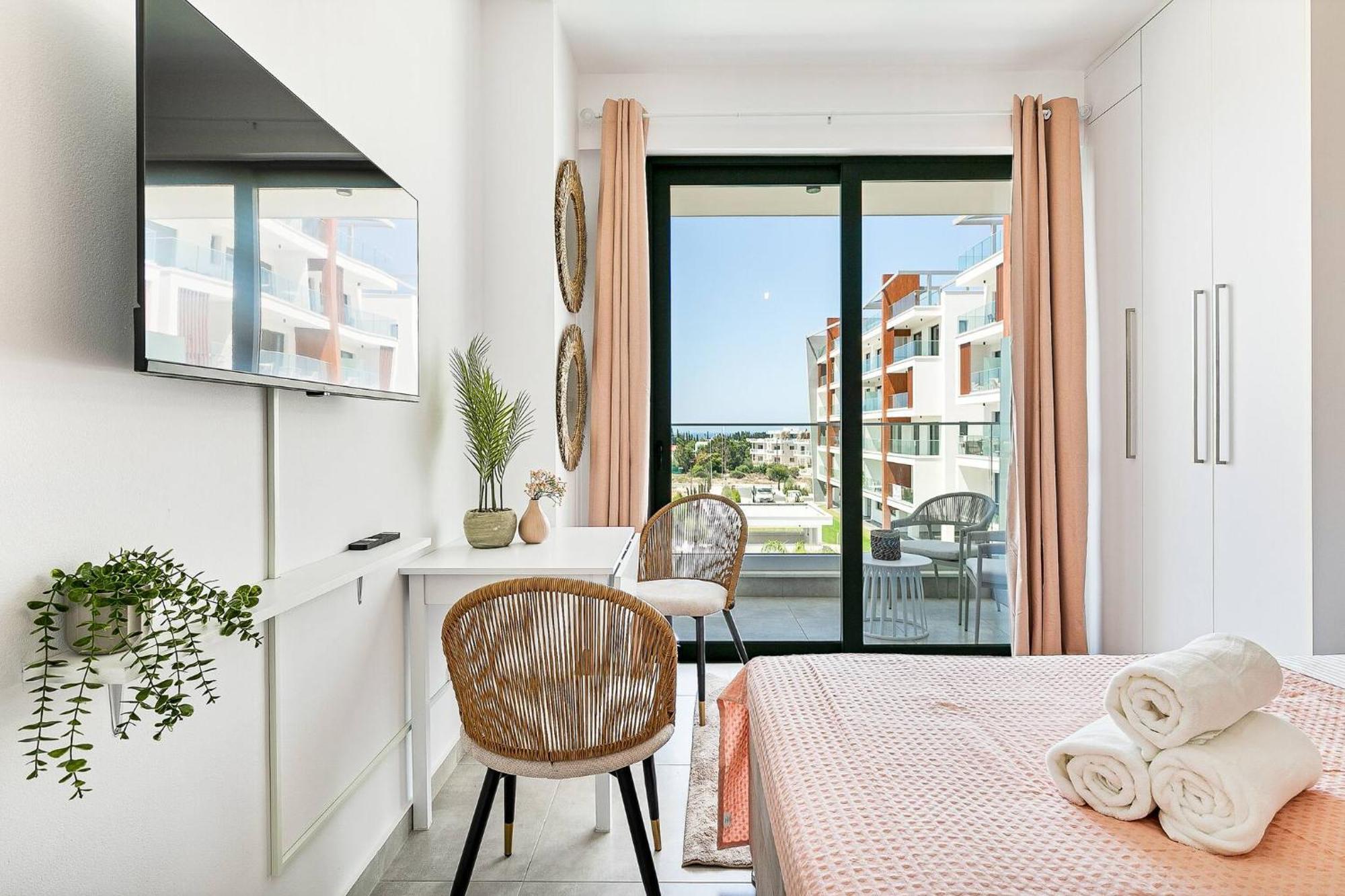 New Coral + Pool & Sauna Appartement